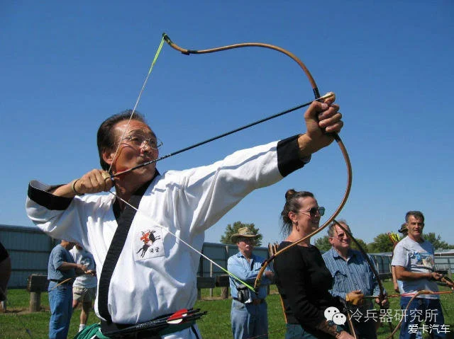什么动物左右开弓_左右开弓是什么动物_什么生肖左右开弓