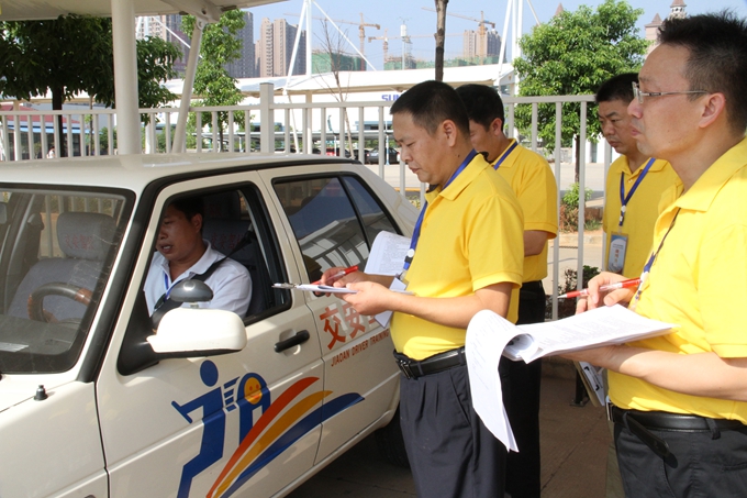 神通e学车_神通学车的的理论培训有什么用_神通驾考技巧软件2020