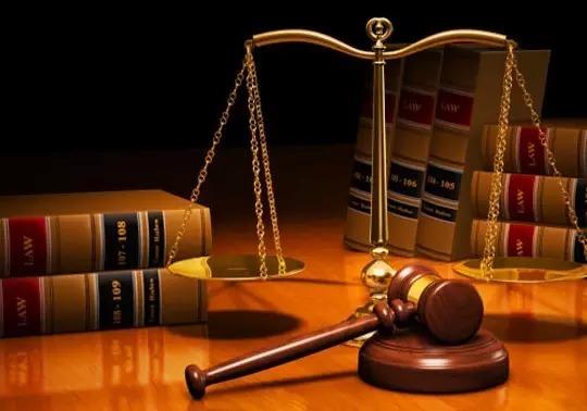冤罪游戏：揭秘审判谜团