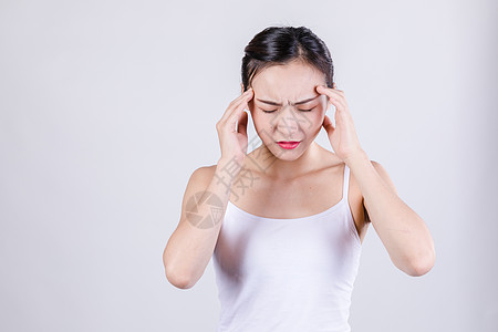头疼难受图片卡通可爱_头痛的图片大全难受表情包_头疼难受的图片带字卡通图片