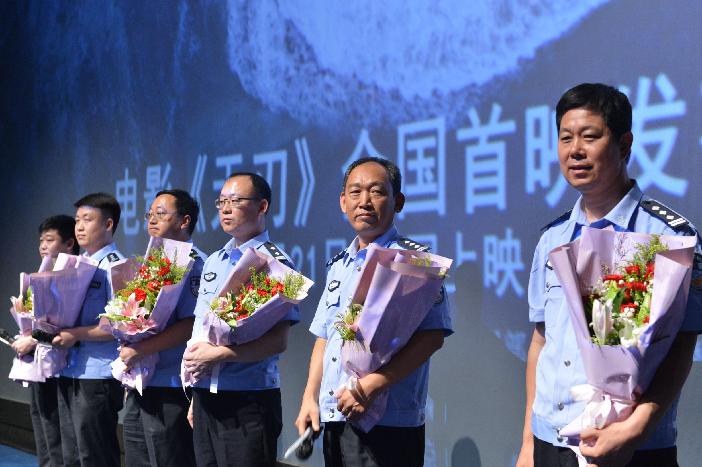 电影888等于多少_电影888_电影888成人