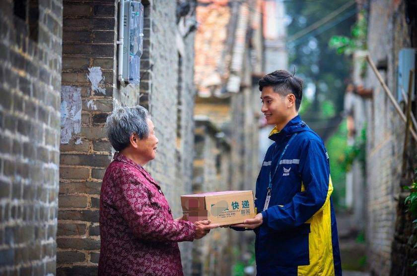 小步外勤定位怎么修改_小步外勤_小步外勤是实时定位吗