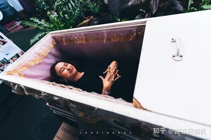 棺材僵尸游戏_手机棺材游戏_棺材模拟器游戏