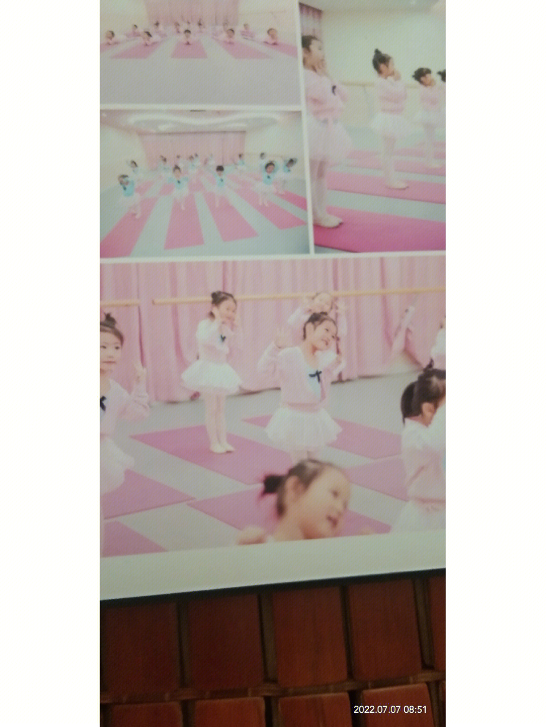 跳舞的小孩抖音_小孩玩的跳舞游戏_手机店小孩自己跳舞的游戏