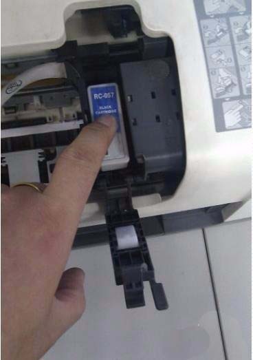原因打印机字打出是黑的_打印机打印出来字_打印机打不出字是什么原因