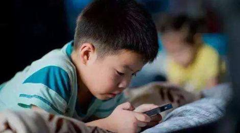 手机打游戏发烧越来越严重_发烧打游戏会怎么样_发烧玩游戏