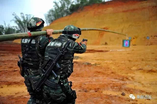 射击游戏电脑版低配手机_什么电脑射击游戏要求配置低_射击类游戏电脑版哪个最好玩儿