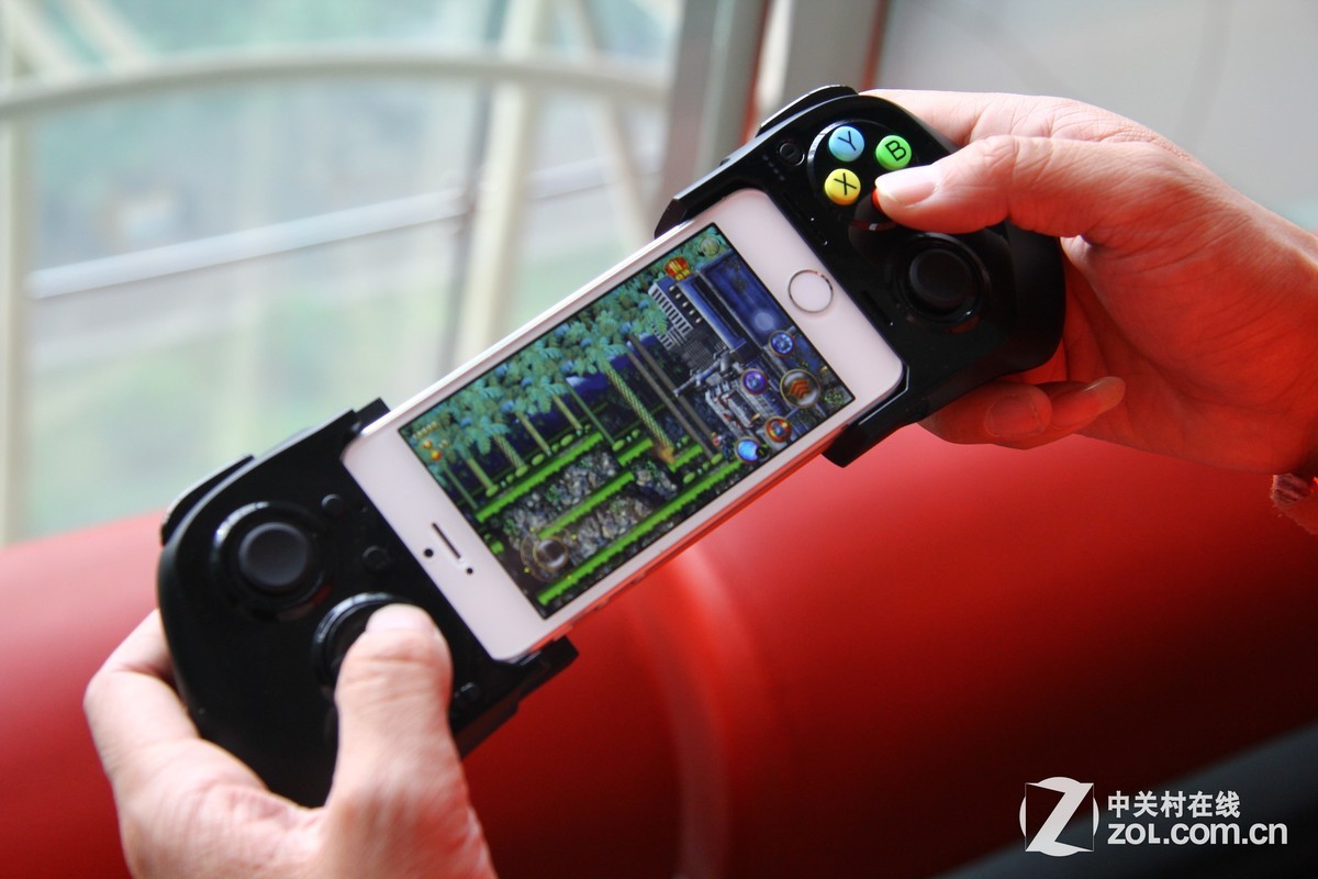 手柄玩iphone游戏_ios手柄玩游戏_苹果手机可以用ps4手柄玩的游戏