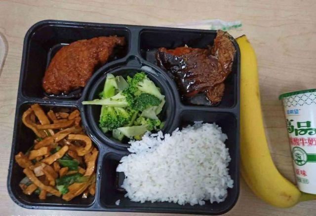 除夕年夜饭图片_除夕年夜饭作文_2023年除夕