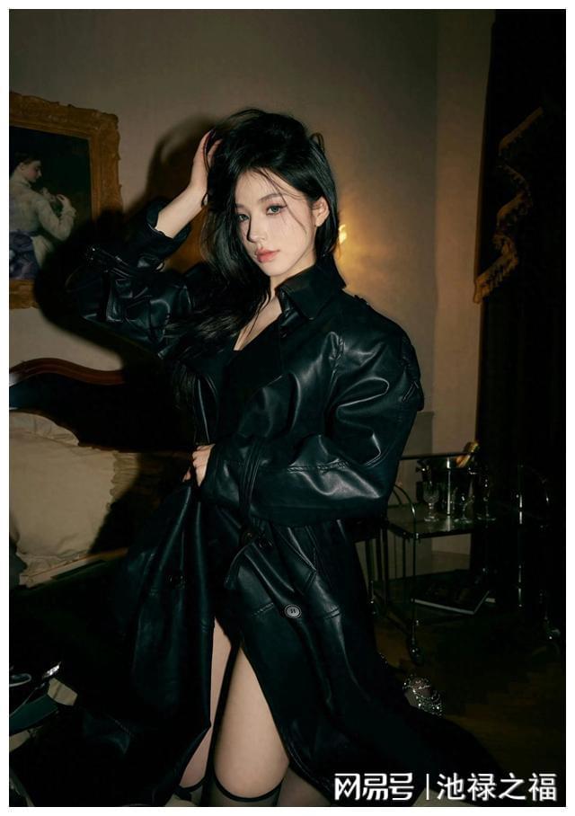 翻转手机游戏_手机翻页游戏_翻页手机游戏软件