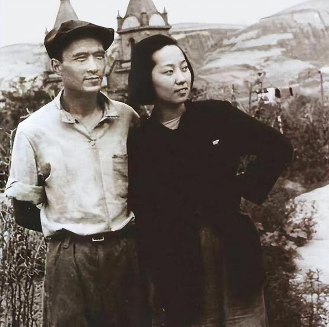 手机翻页游戏_翻页手机游戏软件_翻转手机游戏