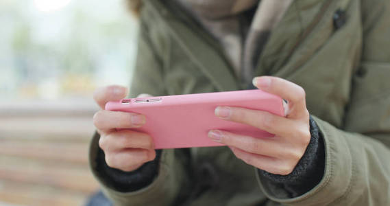 拍照好玩游戏也好的手机_好看拍照玩手机游戏里怎么拍_手机里怎么玩游戏拍照好看